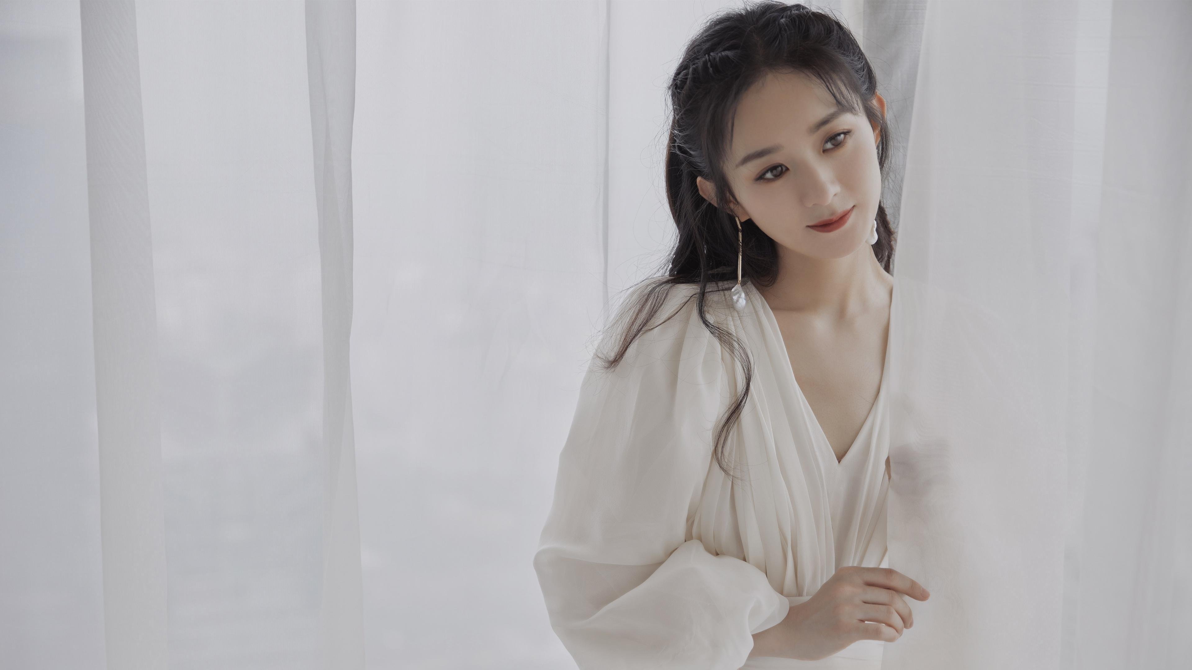 积极配合,球员团结一心争取最后胜利!,团队配合进球