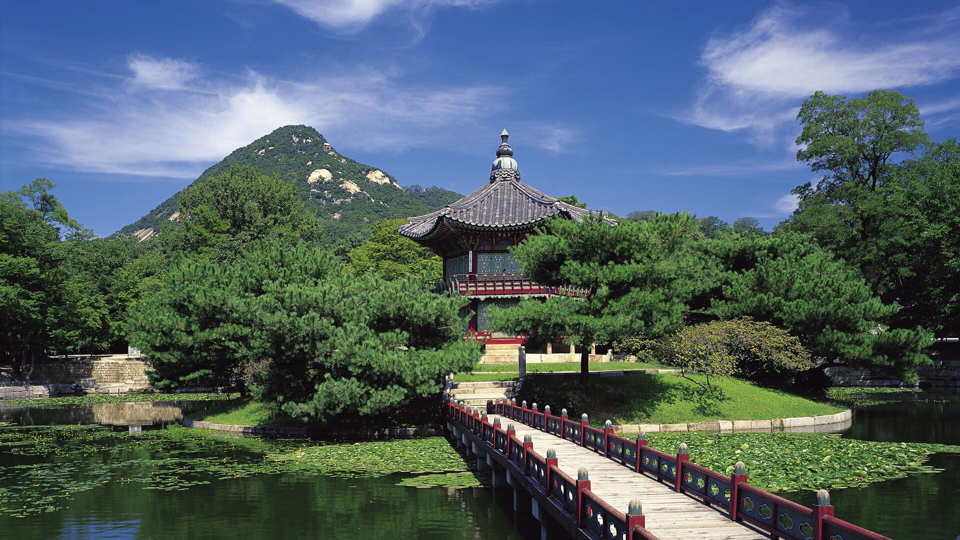 英超球队利用交互式数据看板辅助比赛中临场决策,英超看球app