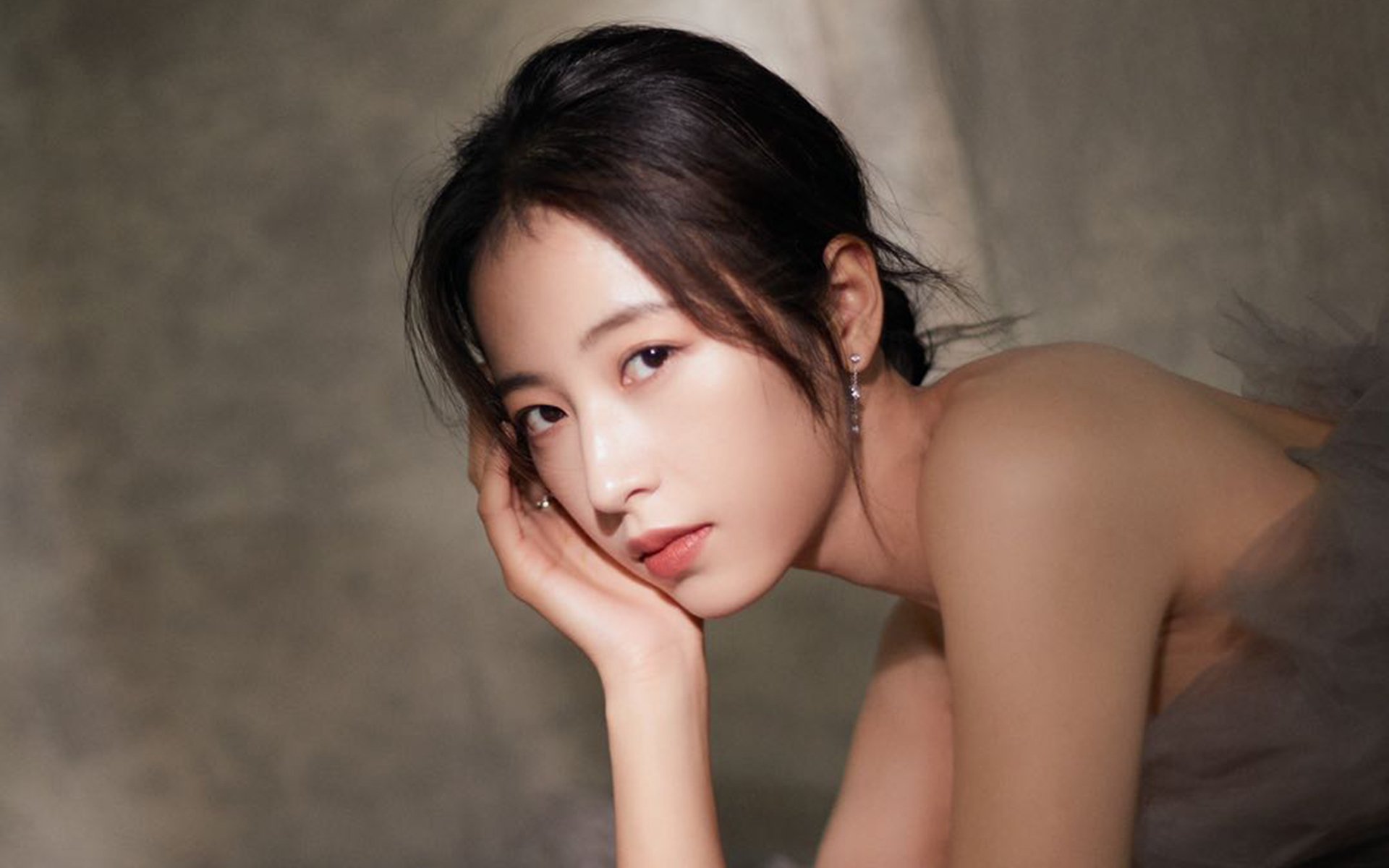 英超球队基于热图分析优化边路传中区域占位策略,英超球队战术