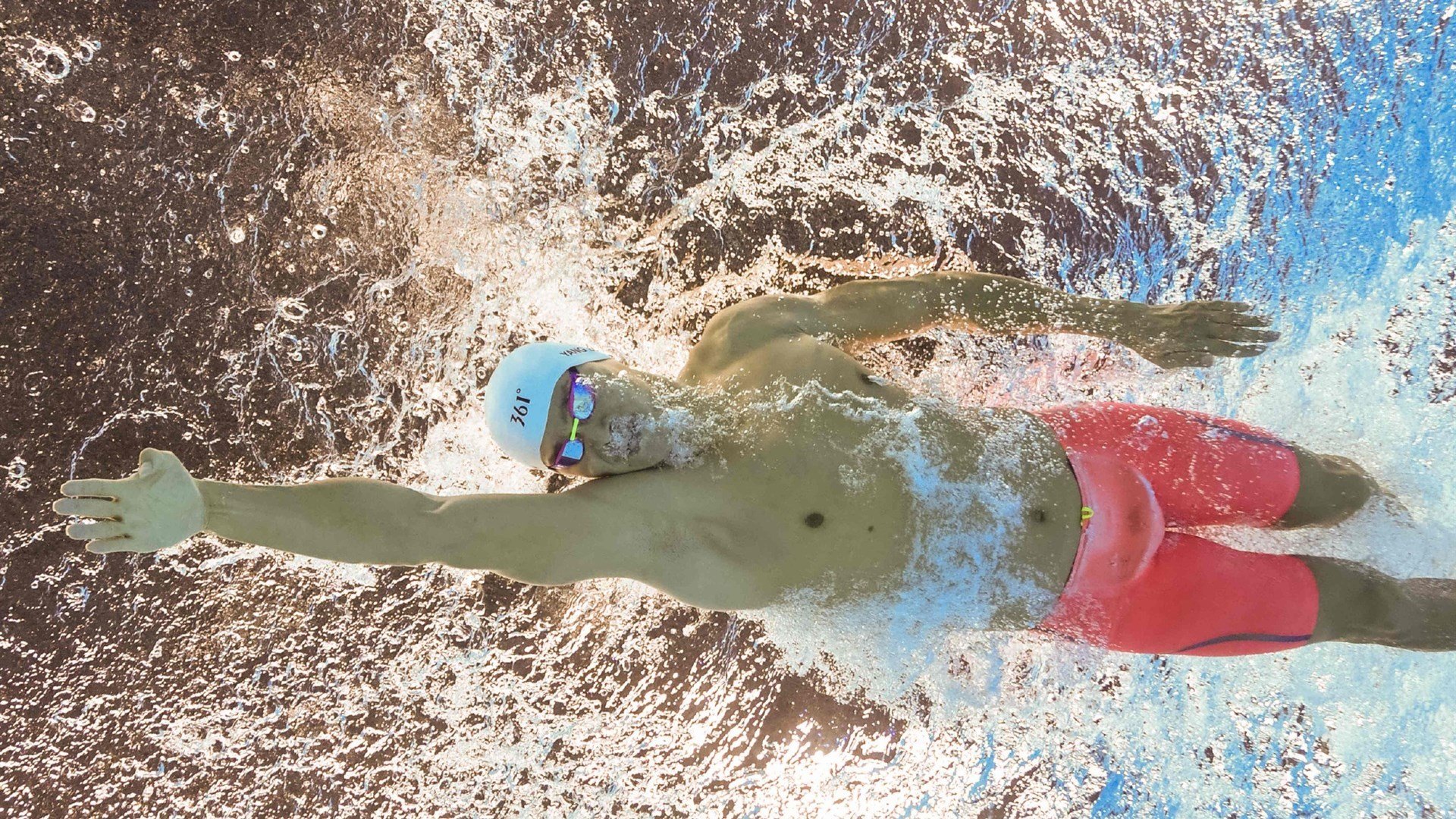 爱游戏体育网页版-【录像回放】如何帮助裁判做出准确判决，如何向裁判示意